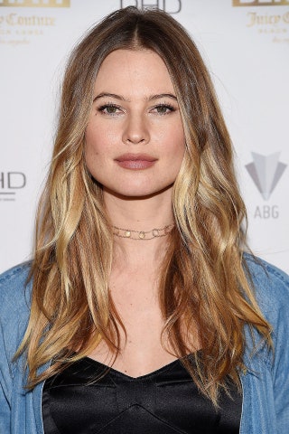 Behati Prinsloo definitely has that pregnant glow and just check out those glossy locks
