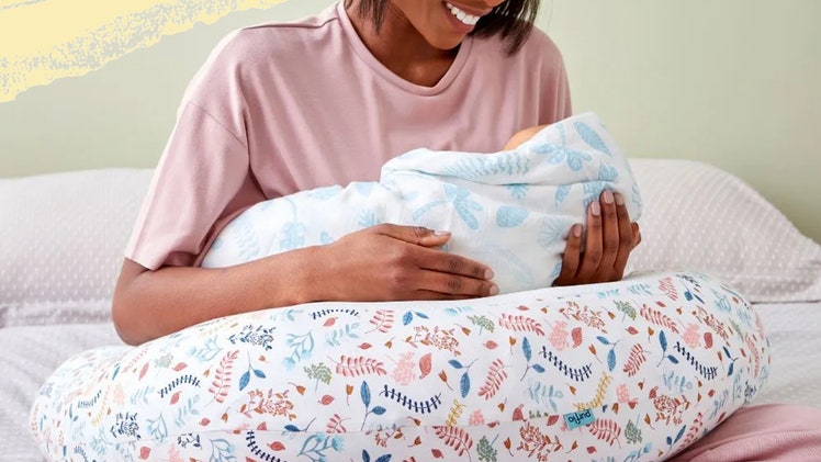 9 best pregnancy pillows that will provide amazing support and comfort