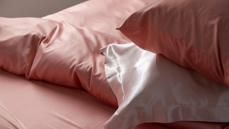 PSA: You need a silk pillowcase in your life